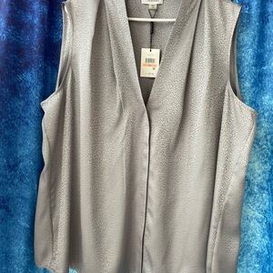 NWT Calvin Klein 2x sleeveless button up